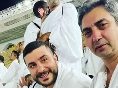 Necati Şaşmaz Hacca gitti hayranlarının paylaştığı fotoğrafla ifşa oldu