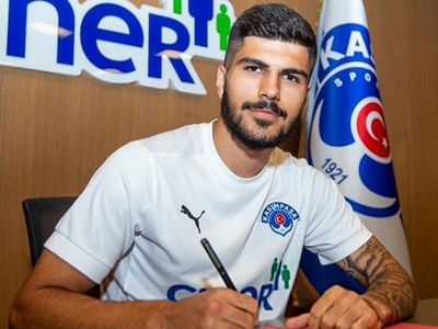 Fenerbahçe, Kasımpaşa'nın futbolcusu Eren Elmalı'nın transferi için şartları zorluyor!