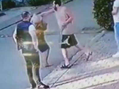 Yaşlı komşusunu dövdüğü için hapis yatan Halil Sezai konserinde iğrenç bir itirafta bulundu