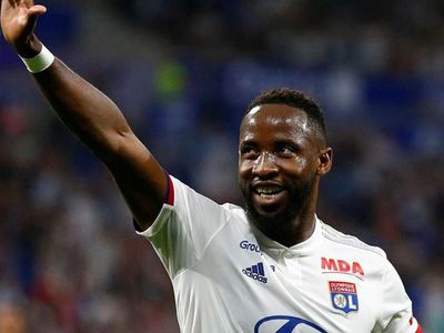 Fenerbahçe, Lyon formasını terleten Moussa Dembele'yi transferde gündemine aldı!