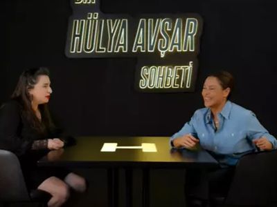 Hülya Avşar'a buz kestiren cinsellik sorusu! Esra Dermancıoğlu yine dobralığını konuşturdu: İstiyorsan kessinler