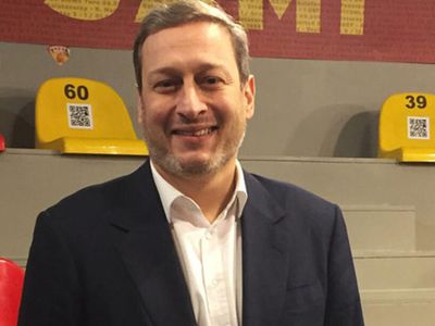 Galatasaray Eski Başkanlarının Kapısını Çaldı