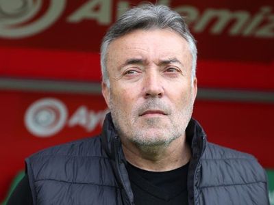 Galatasaray'da Domenec Torrent Alanyaspor Maçı Öncesi Alpaslan Öztürk'ü Odasından Kovmuş!