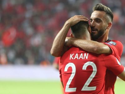 Galatasaray, Kaan Ayhan'ı Transfer Etmek İstiyor!