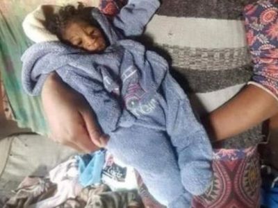 Genç kadın yeni doğan bebeğini görünce hayatının şokunu yaşadı!