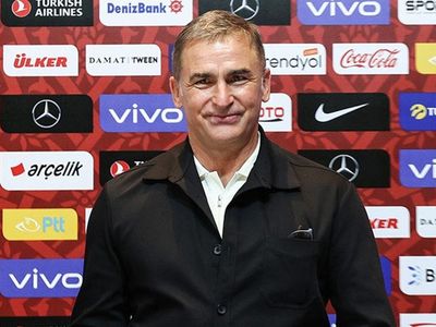 A Milli Takım'ın Teknik Direktörü Stefan Kuntz Futbolcuları Yakından Takip Ediyor!