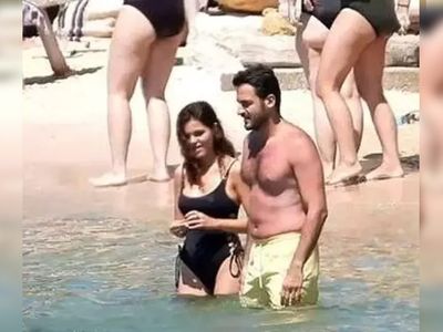 Ünlü oyuncu Hilal Altınbilek'in acı günü: Dostları yalnız bırakmadı