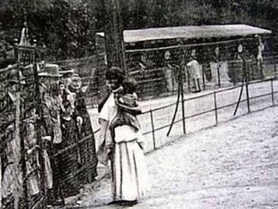 ABD'de insanlığın yüz karası: İnsan hayvanat bahçeleri!