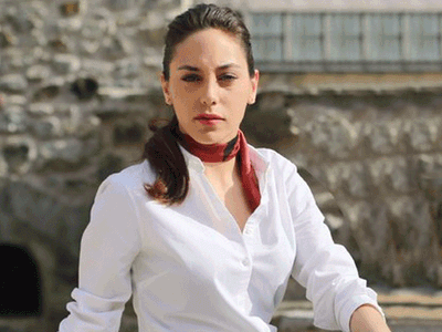 Öykü Karayel Kimdir?