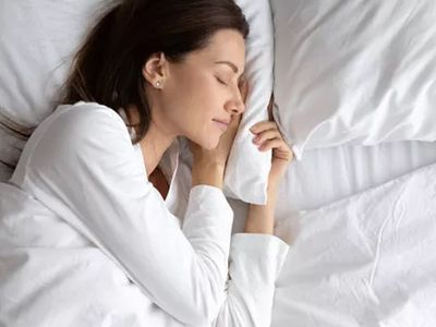 Doğal antibiyotiğin mucizesi! Genç kadın her gece sarımsak kürünü denedi sonucuna kocası bile inanamadı