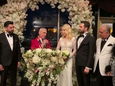 Seda Sayan’dan kocasını kızdıracak hamle! Eski sevgilisi için öyle şeyler söyledi ki genç koca kadırgalıyı terk etti