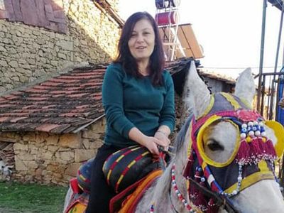 Uşak'ta Kocasını 3 Yerinden Bıçakladı: Cinayet Sebebi Ortaya Çıktı!