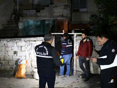 Afyonkarhisar'da kayınpeder gelinini bastı!