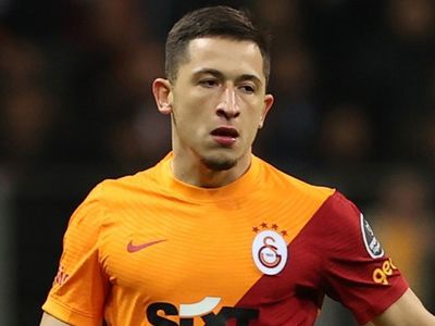 FCSB Kulübü Başkanı Gigi Becali, Galatasaray'ı Olimpiu Morutan'ın transfer taksitlerini ödememesi nedeniyle UEFA'ya şikayet etti!