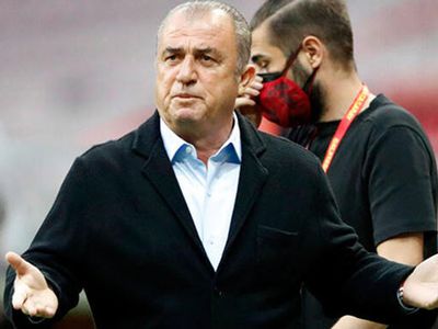 Galatasaray'da Muslera Depremi! Sen Yoksan Ben de Yokum