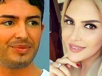 Selin Ciğerci’den delirtecek pozlar! Çırılçıplak kamera karşısına geçince takipçilerinin gözü gönlü açıldı