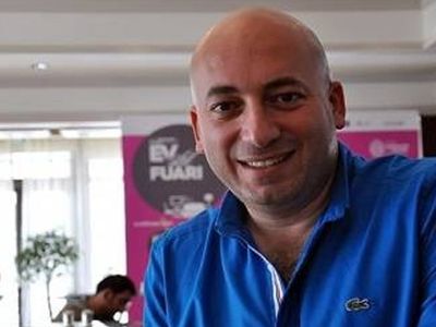 Ünlü sunucu Selim Mimar Selim Yuhay'ın boşandıktan sonra öğrendiği ve programı bitirmek zorunda bırakan sırrı ortaya çıktı!