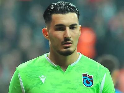 Newcastle Unied, Trabzonspor'un başarılı eldiveni Uğurcan Çakır'ı transfer etmek istiyor!