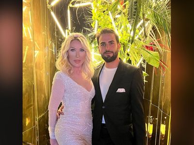 Seda Sayan'ın genç kocasından olay yaratan paylaşım! Annesi yaşında kadında evlendi Anneler Günü'nde rezil rüsva etti