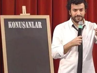 Konuşanlar’da bomba itiraf! Halil Sezai’nin kardeşi anlattıklarıyla Hasan Can Kaya’yı şaşkına uğrattı ‘Abim çocukken hap içip...’