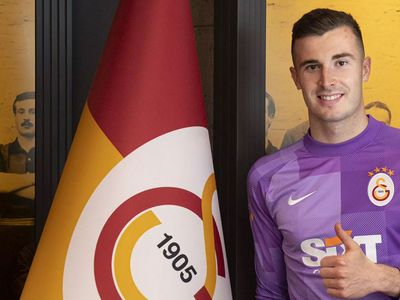 Galatasaray'da kaleci Inaki Pena'nın transfer durumu belli oldu! Yıldız file bekçisi Barcelona'ya geri dönüyor