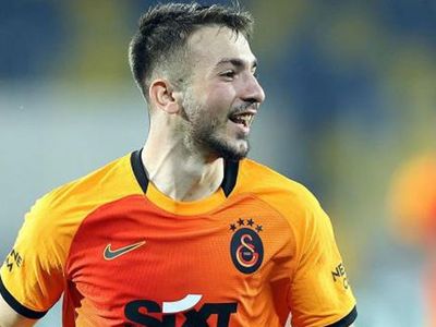 Fenerbahçe, Galatasaray formasını terleten Halil Dervişoğlu'nu transferde gözüne kestirdi!