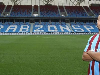 Şampiyon Trabzonspor eski oyuncusu Theo Bongonda ile transfer görüşmeleri yapıyor!
