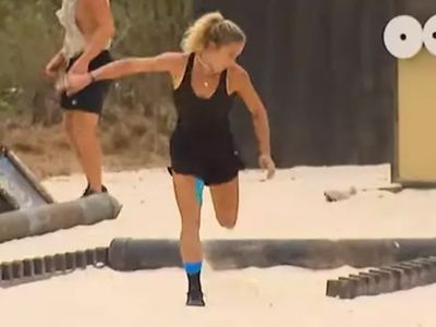 Diskalifiye kini sürüyor! Survivor Seda'nın Pınar'a yaptığı hareket olay oldu: Pislik!