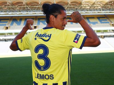 Mauricio Lemos, Aris’e Transfer Oluyor!