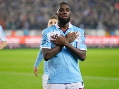 Trabzonsporlu Djaniny'e Milli Davet Nedeniyle Formasından Uzak Kalacak