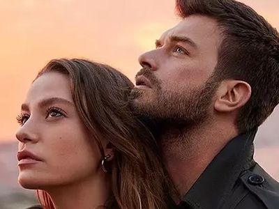 Kıvanç Tatlıtuğ’un çıplak sahnesi ortalığı kasıp kavurmuştu: Eşi Başak Dizer o sahneden rahatsız mı sorusuna cevap geldi