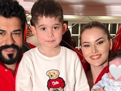 Ünlü oyuncu Fahriye Evcen küçük oğlu Kerem'in yüzünü ilk kez paylaştı!