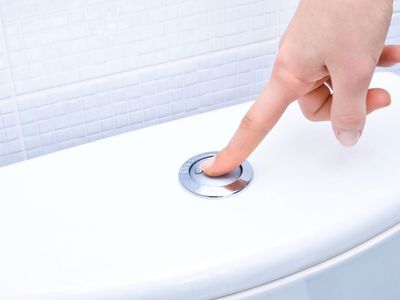 Birçok kişi bunu bilmiyor! Sifonu çektikten sonra klozetin kapağını kapatmamak o hastalığa neden oluyor