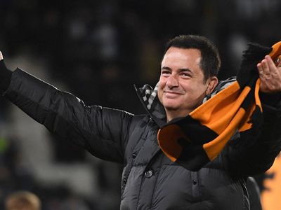Hull City, Galatasaray'ın eski futbolcusu Jean Michael Seri'yi transfer ediyor!