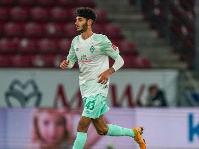 Galatasaray, Eren Sami Dinkçi Transferine Yöneldi!