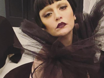 Gonca Vuslateri, Instagram Hesabından İç Çamaşırlı Pozlarını Paylaştı
