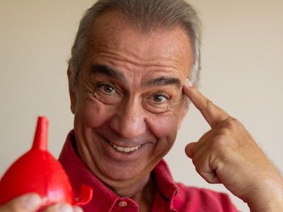 Erhan Yazıcıoğlu Levent’teki mütevazi evinin kapılarını açtı: Diziden kazandığım parayla…