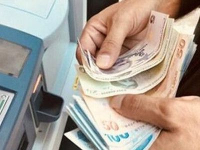 Emekli maaşı alanlar bu haber yüzünüzü güldürecek: Emekli maaşlarına ek 750 TL ödemeleri hesaplara yatmaya başladı