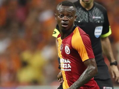 Galatasaray Transferde Jean Michael Seri'ye Yöneldi!
