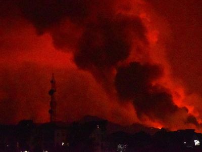 Afrika'nın En Aktif Yanardağı Nyiragongo Patladı: Goma Nüfusu Sokaklara Döküldü