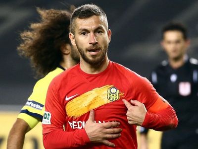 Yeni Malatyaspor'dan ayrılan Adem Büyük, Polonya ekibi Wisla Krakow'a transfer oldu!