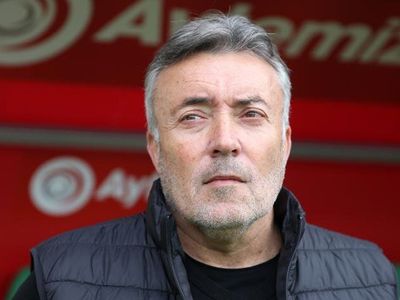Galatasaray'da Domenec Torrent'in Yerine Bülent Korkmaz Düşünülüyor!