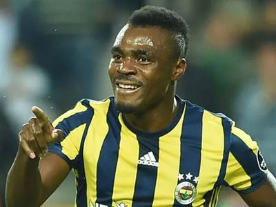 Fenerbahçe'nin eski futbolcusu Emmanuel Emenike hastalığı nedeniyle ülkesi Nijerya'da gündem oldu!