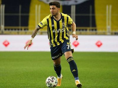 Watford'a Transfer Olan Ozan Tufan Fenerbahçe'ye Geri mi Dönüyor?