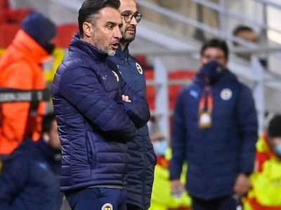 Fenerbahçe'de Yönetimden Vitor Pereira'ya Galatasaray Derbisi Öncesi Uyarı Geldi!