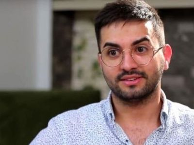 Kadir Ezildi kimdir?