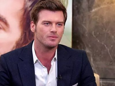 Kıvanç Tatlıtuğ'dan babalık şov! Oğlu ile verdiği pozlar genç kızların yüreğini hoplattı