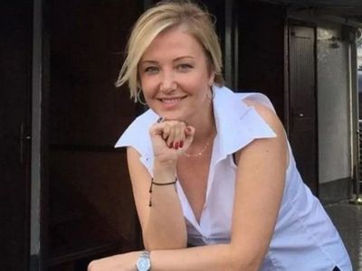Berna Laçin'den takipçisine yok artık dedirten yanıt! 'Genelev mi işletiyorsun' sorusuna öyle bir cevap verdi ki...