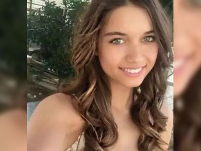 Doğal değilmiş! Afra Saraçoğlu'nun estetiksiz hali ifşa oldu
