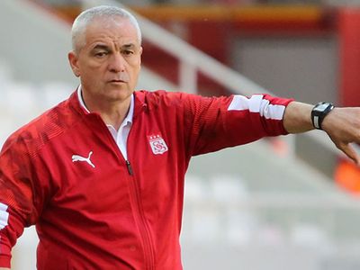 Mısır Milli Futbol Takımı, Süper Lig ekiplerinden Sivasspor'u çalıştıran Rıza Çalımbay'a teklif sundu!